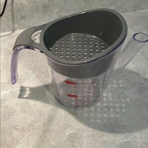 GoodCook Measuring Cup with Strainer